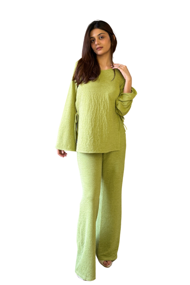 Green Side Knot Co-ord Set – Your Perfect Travel Companion