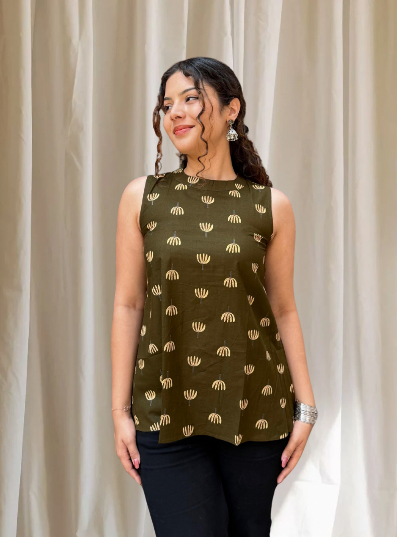 Phulwari Olive Sleeveless Kurti