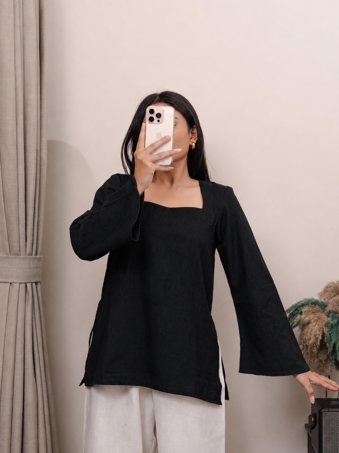 Nyra – Black Square Neck Kurti