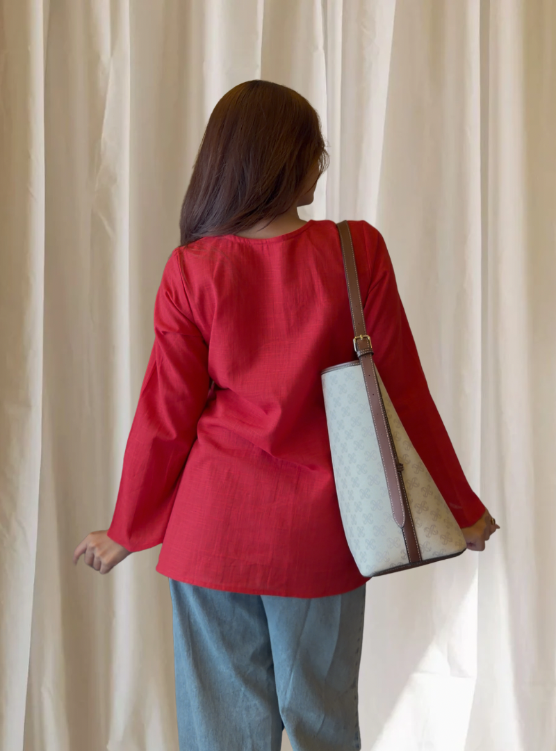 Nyra – Red Square Neck Kurti